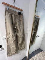 Load image into Gallery viewer, SILVER JEANS Charlotte Cargo Pants