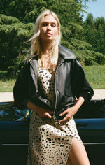Load image into Gallery viewer, Black faux leather bomber jacket