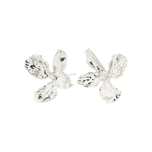 Silver flower stud earrings. 