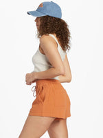 Load image into Gallery viewer, BILLABONG Day Tripper Shorts
