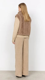 Load image into Gallery viewer, SOYACONCEPT Haye 1 Waistcoat

