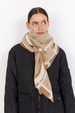 Load image into Gallery viewer, SOYACONCEPT Bucket 3 Scarf
