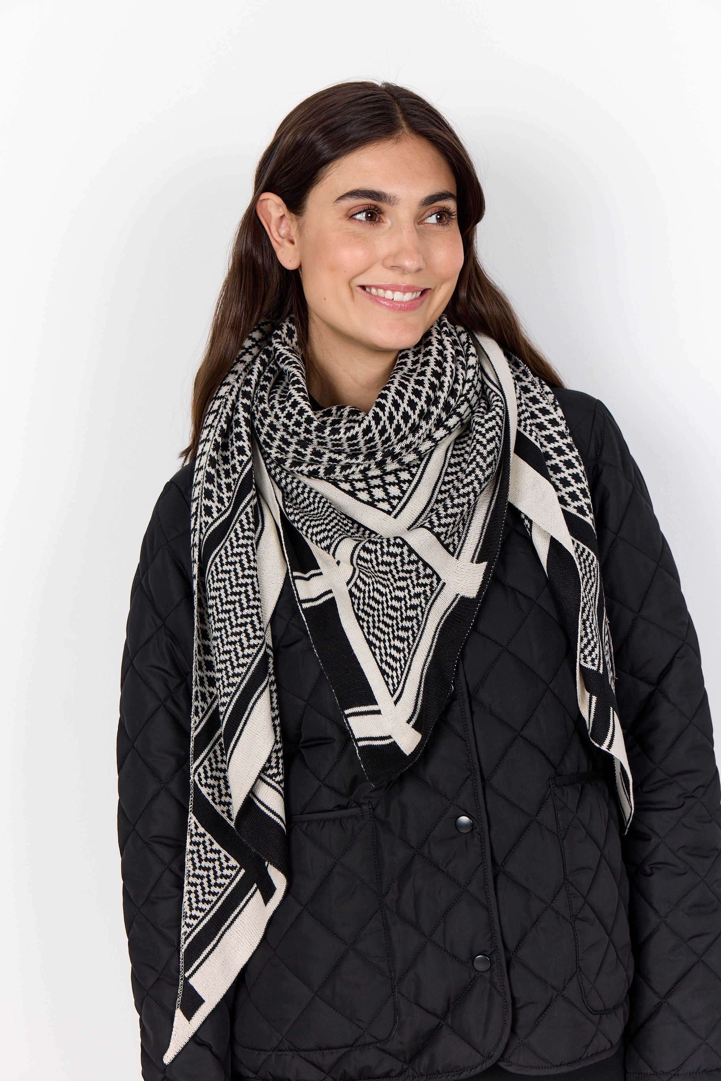 SOYACONCEPT Bucket 3 Scarf
