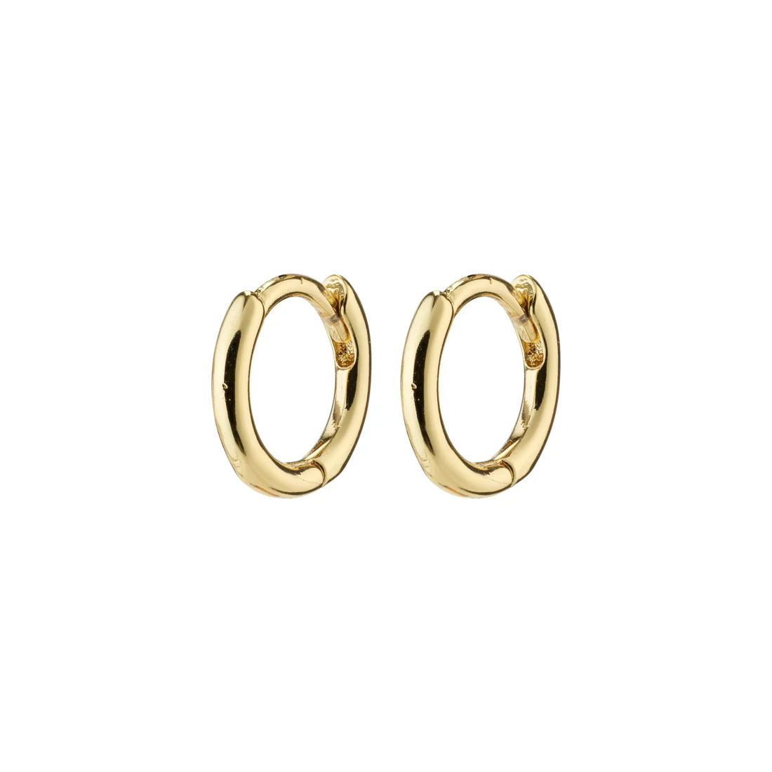 Gold huggie hoop earrings. 