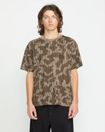 Load image into Gallery viewer, VOLCOM Volcognito SS Tee
