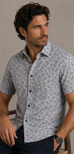 Load image into Gallery viewer, ALPHA &amp; STEELE Comfort Fit Short Sleeve Button Down
