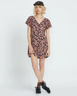 Load image into Gallery viewer, VOLCOM Crunk Punk Dress
