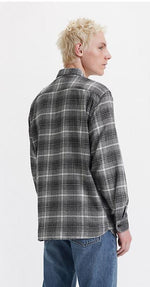 Load image into Gallery viewer, LEVI&#39;S Classic Worker Overshirt
