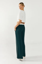 Load image into Gallery viewer, MADISON THE LABEL Deyna Pants

