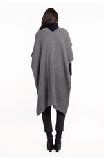 Load image into Gallery viewer, M ITALY Knitted Poncho
