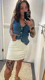 Load image into Gallery viewer, LEVI’S Cut Off Mini Skirt
