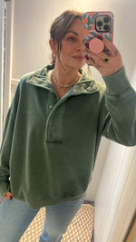 Load image into Gallery viewer, SILVER JEANS Ladies Longsleeve Half Pullover
