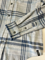 Load image into Gallery viewer, SILVER JEANS Ladies Active Performance 4 Way Stretch Overshirt
