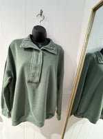 Load image into Gallery viewer, Green half mock neck pullover.
