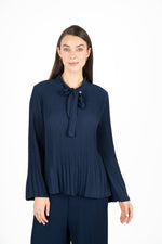 Load image into Gallery viewer, M ITALY Women’s Woven Top
