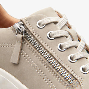CLARKS Nalle Lace Nubuck