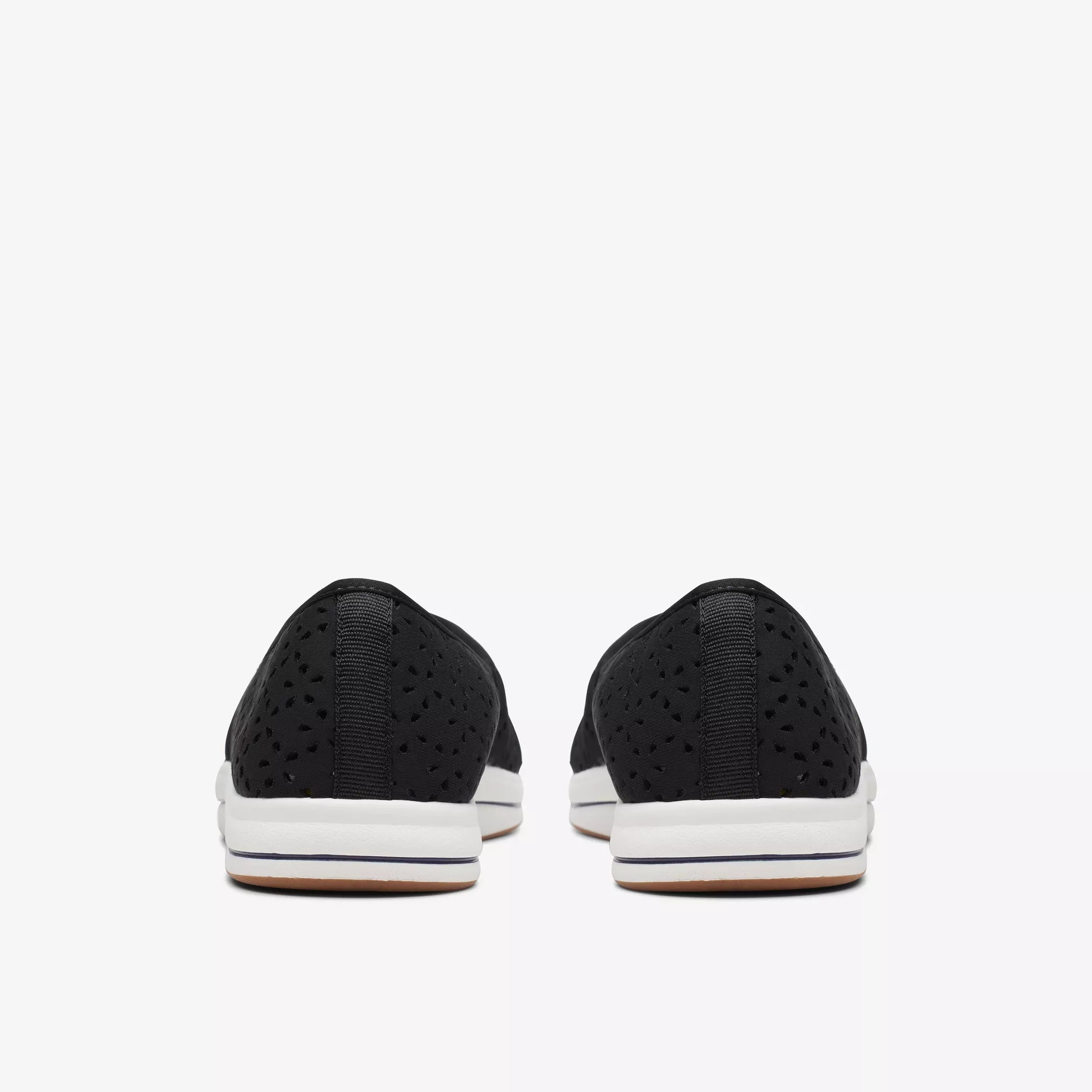 CLARKS Breeze Emily