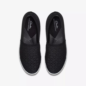 CLARKS Breeze Emily