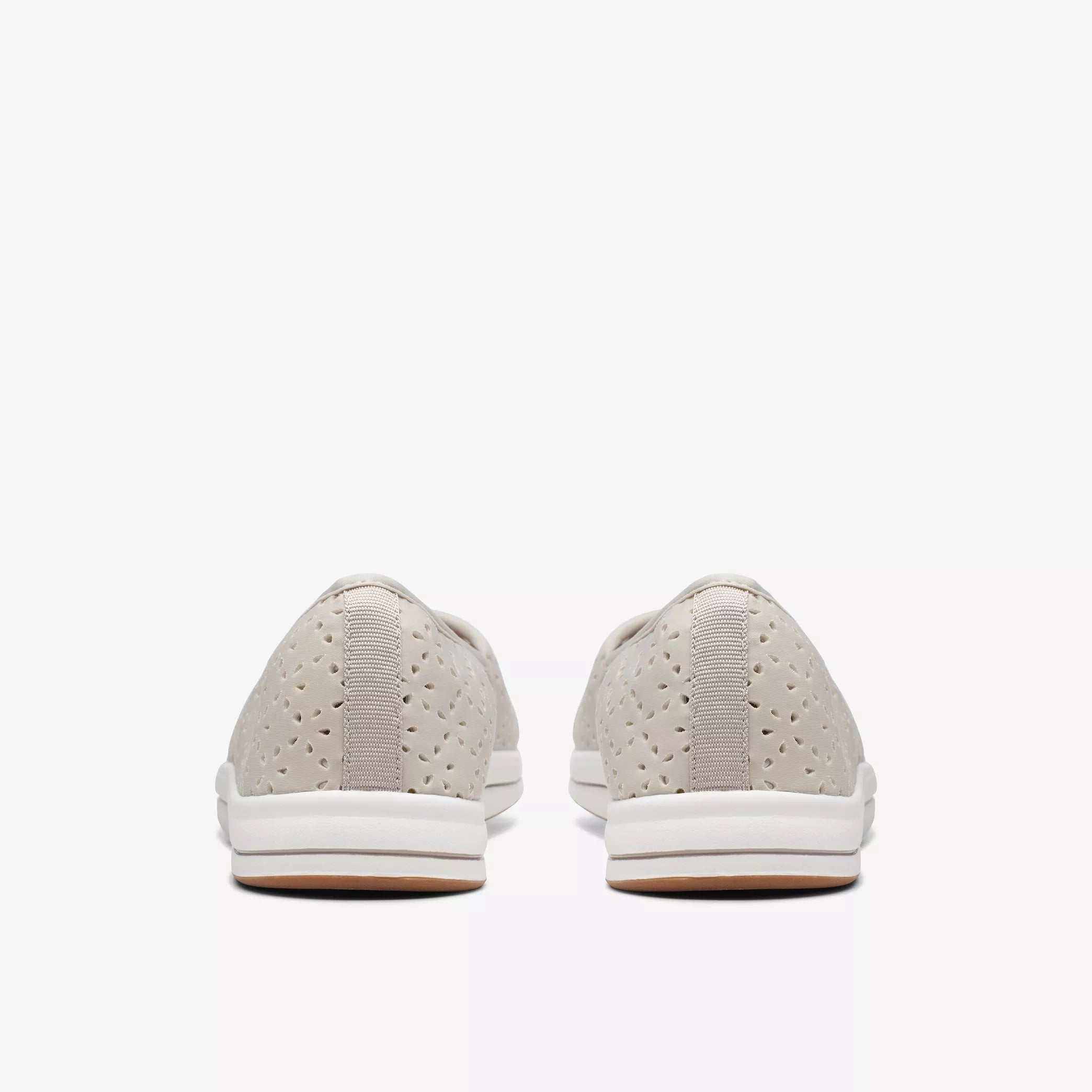 CLARKS Breeze Emily