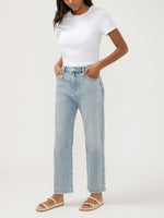 Load image into Gallery viewer, SILVER JEANS 90s Relaxed Straight Jeans
