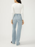 Load image into Gallery viewer, SILVER JEANS Highly Desirable High Rise Trouser Leg Jean
