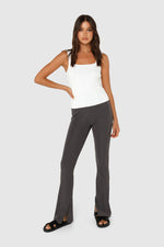 Load image into Gallery viewer, MADISON THE LABEL Lincoln Split Pant
