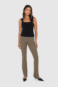 MADISON THE LABEL Lincoln Split Pant