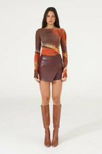 Load image into Gallery viewer, MADISON THE LABEL Marselle Plum Skort

