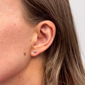 HILLBERG & BERK Mini Metal Heart Stud Earring