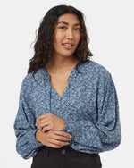 Load image into Gallery viewer, TENTREE EcoWoven Crepe Smocked Blouse
