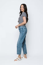 Load image into Gallery viewer, ORB Claire Crew Tee
