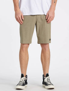 BILLABONG Crossfire Mid Submersible 19” Shorts