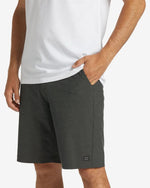 Load image into Gallery viewer, BILLABONG Crossfire Submersible Shorts 21&quot;
