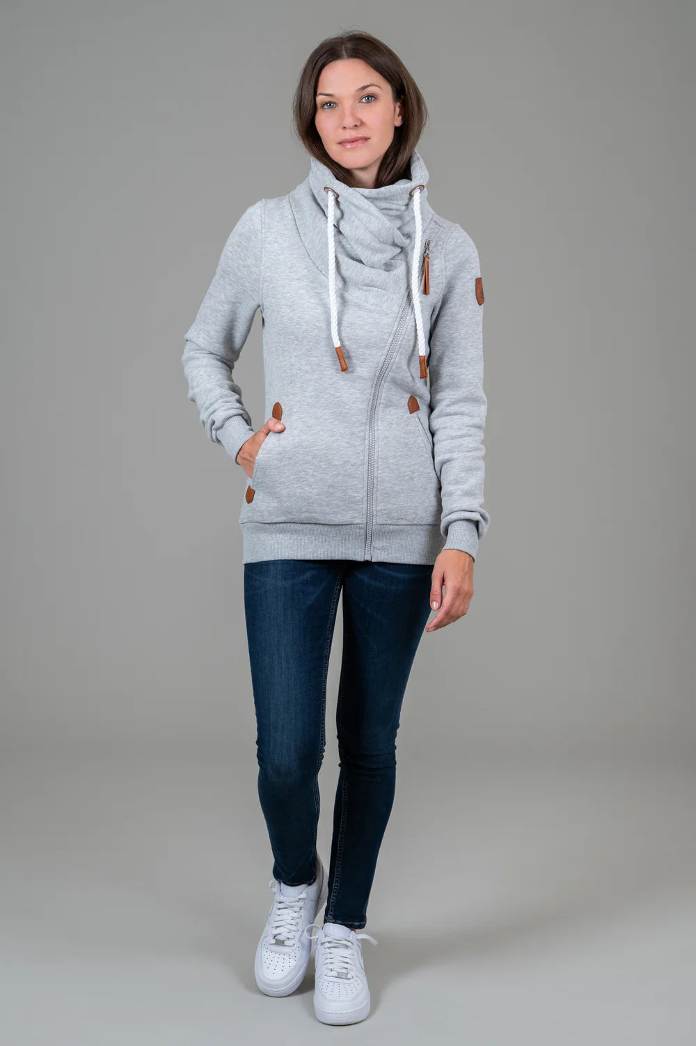 WANAKOME Hestia Full Zip Up High Neck Sweatshirt