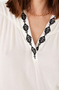 GARCIA White Blouse