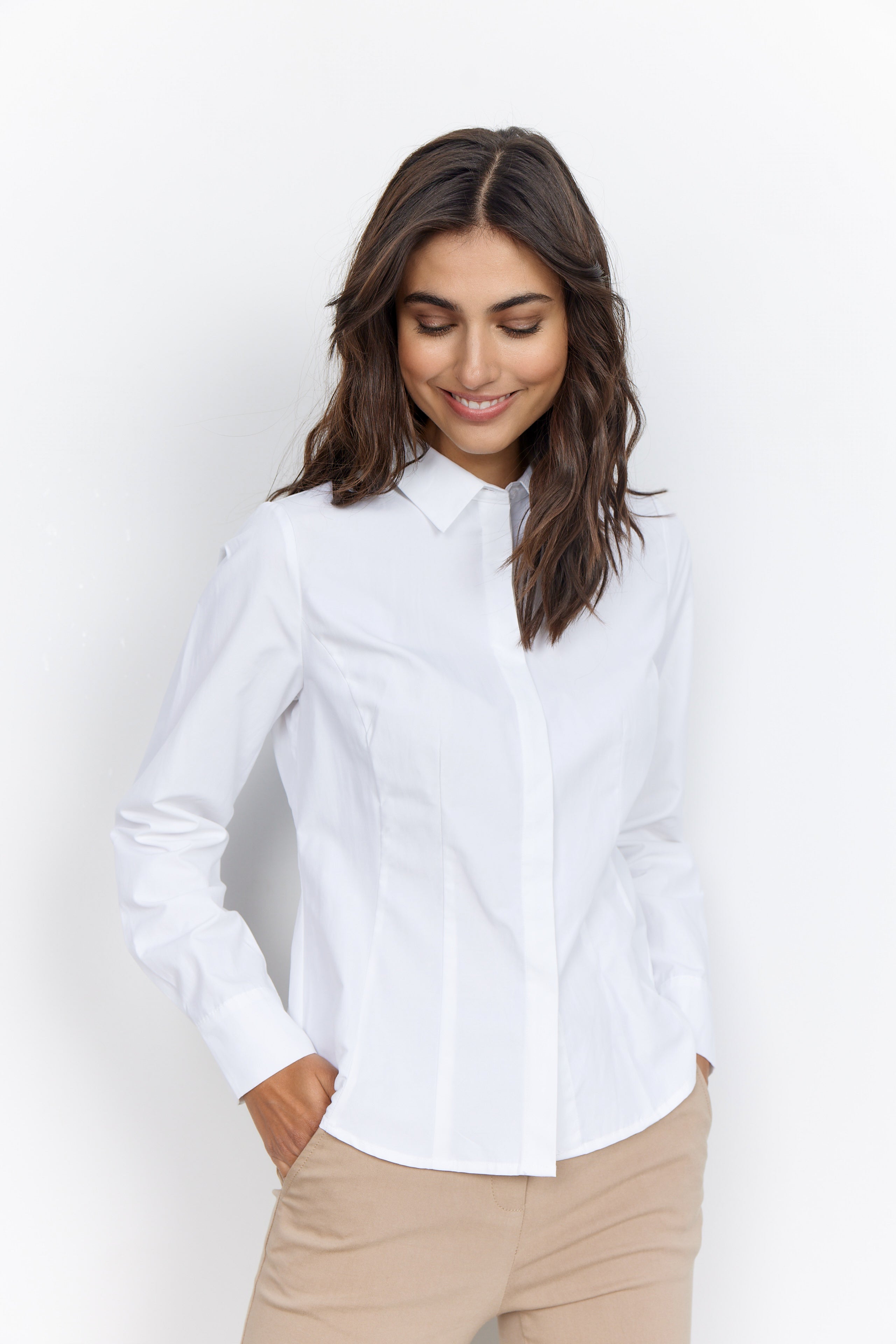 SOYACONCEPT Netti 6 White Button Down